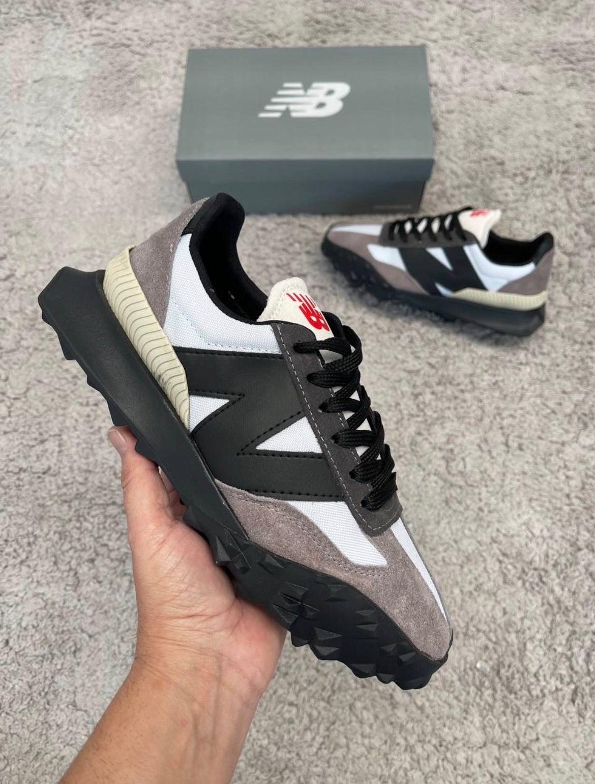 NB XC-72 "Black Grey"