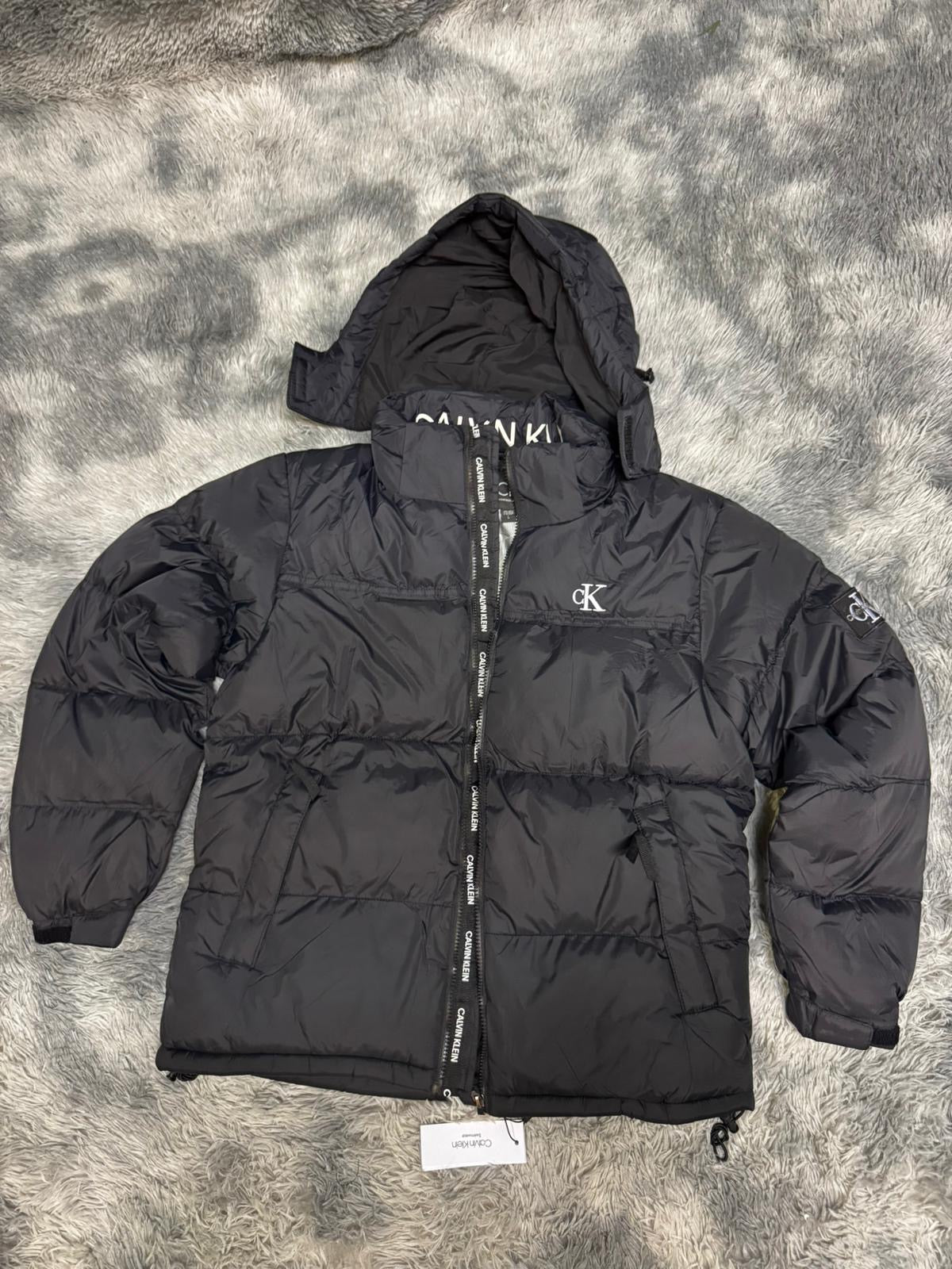 Abrigo CLVN KLN “Black”