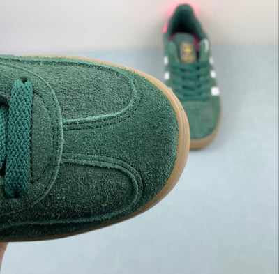 GZELLE "Green Lucid Pink"