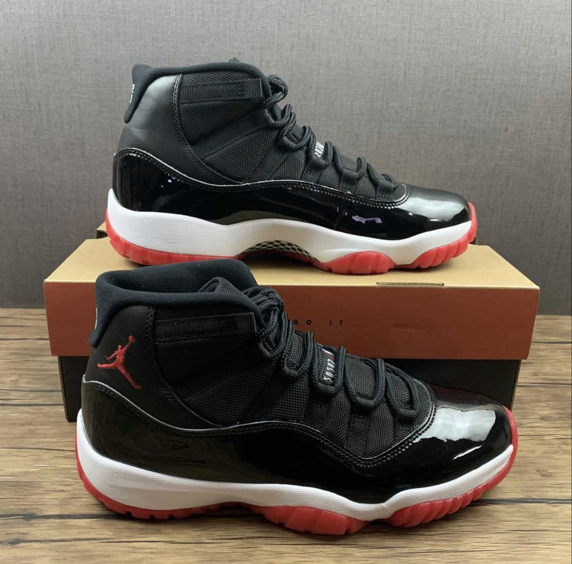 AJ11 "Black Red"