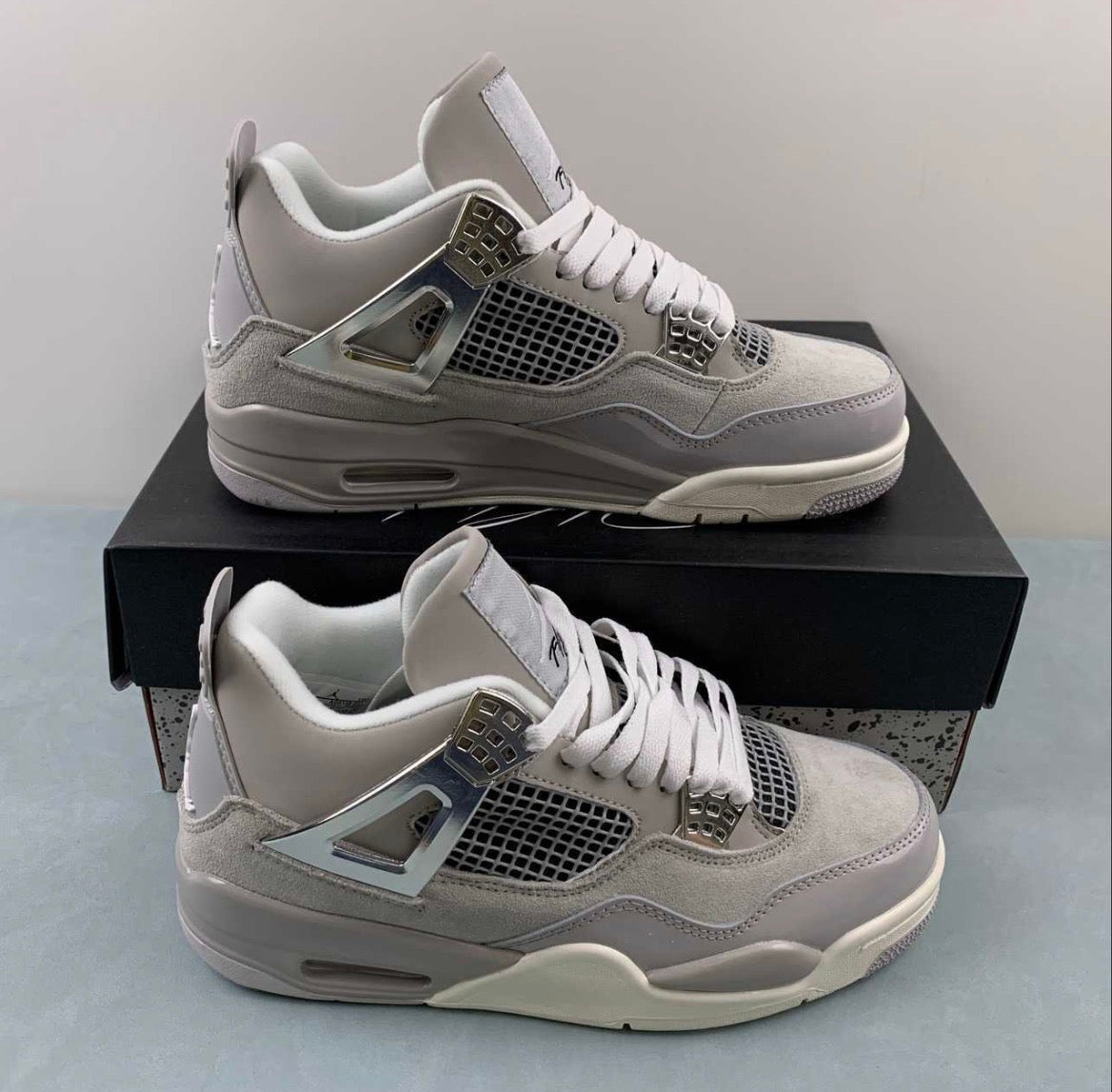 AJ4 "Grey Moments"