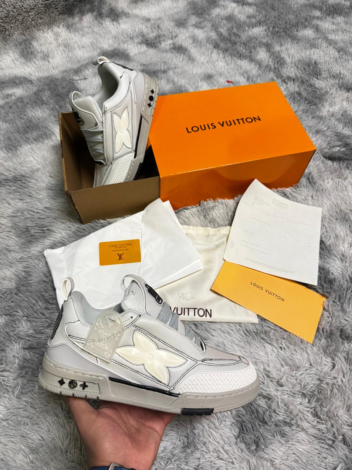 LV SKATE “Grey Flower”