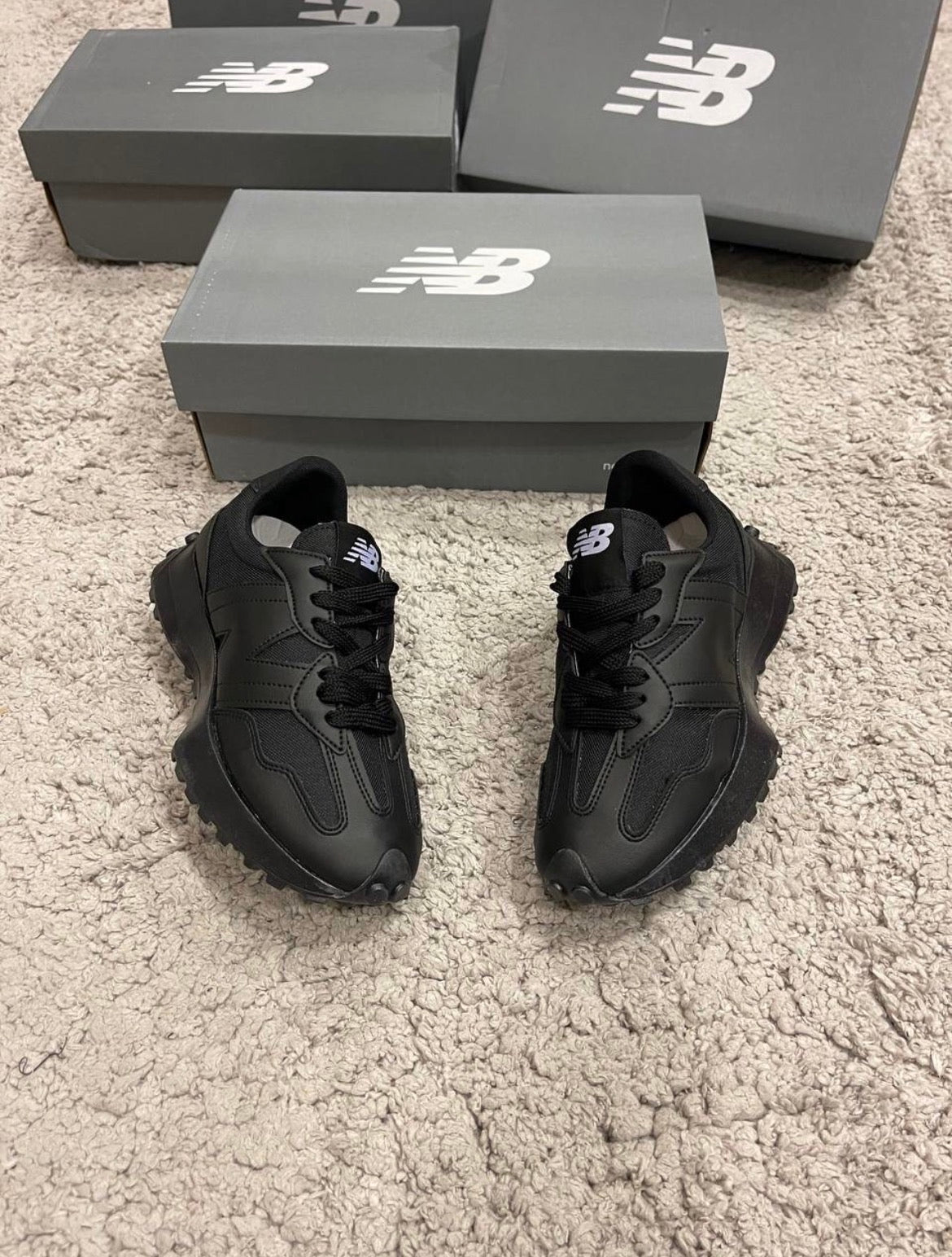 NB 327 “All Black”