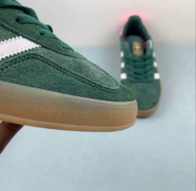 GZELLE "Green Lucid Pink"