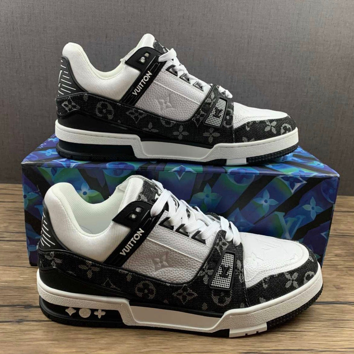 TRAINER "Black White"