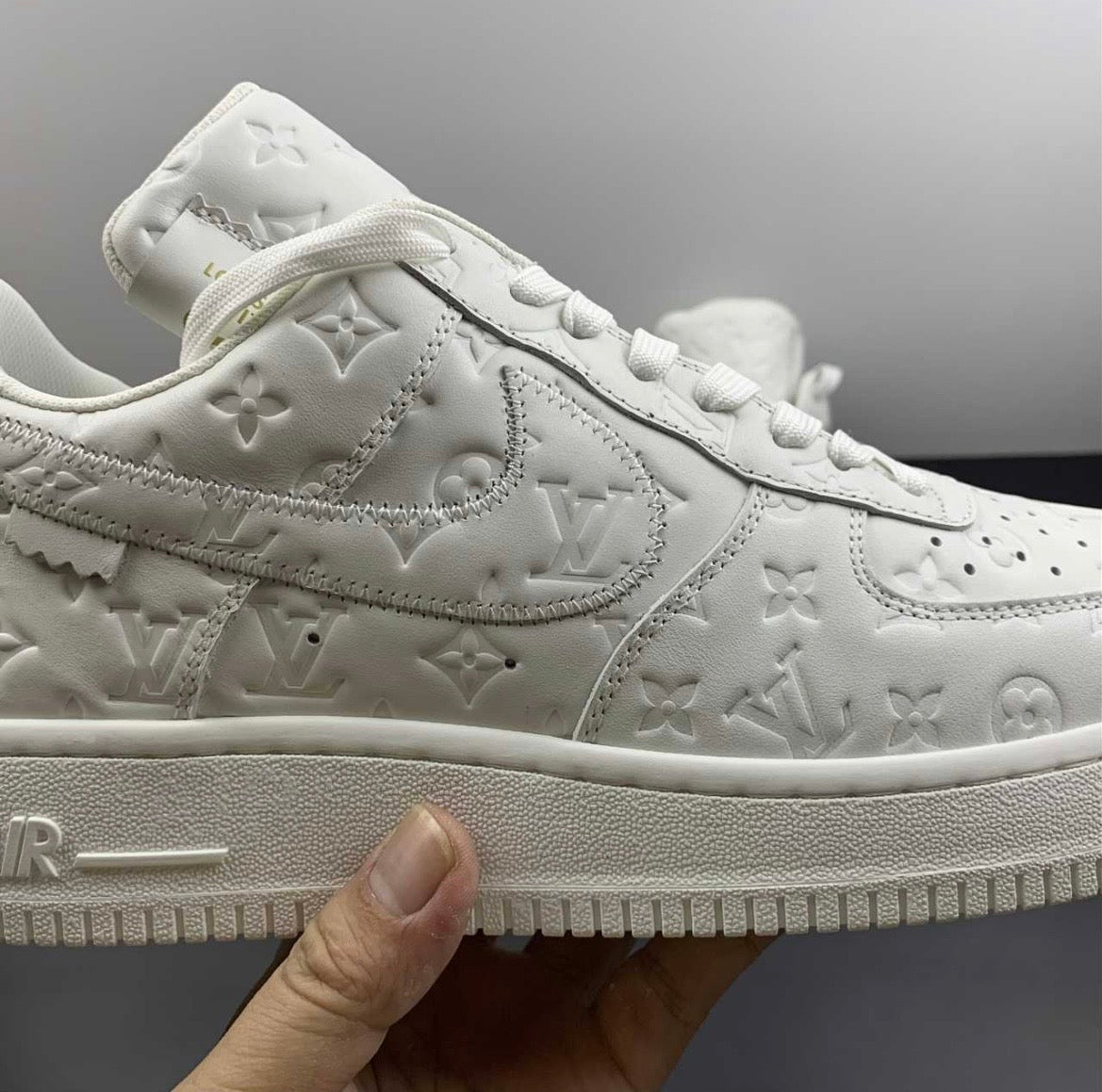 AF1 LV "White"