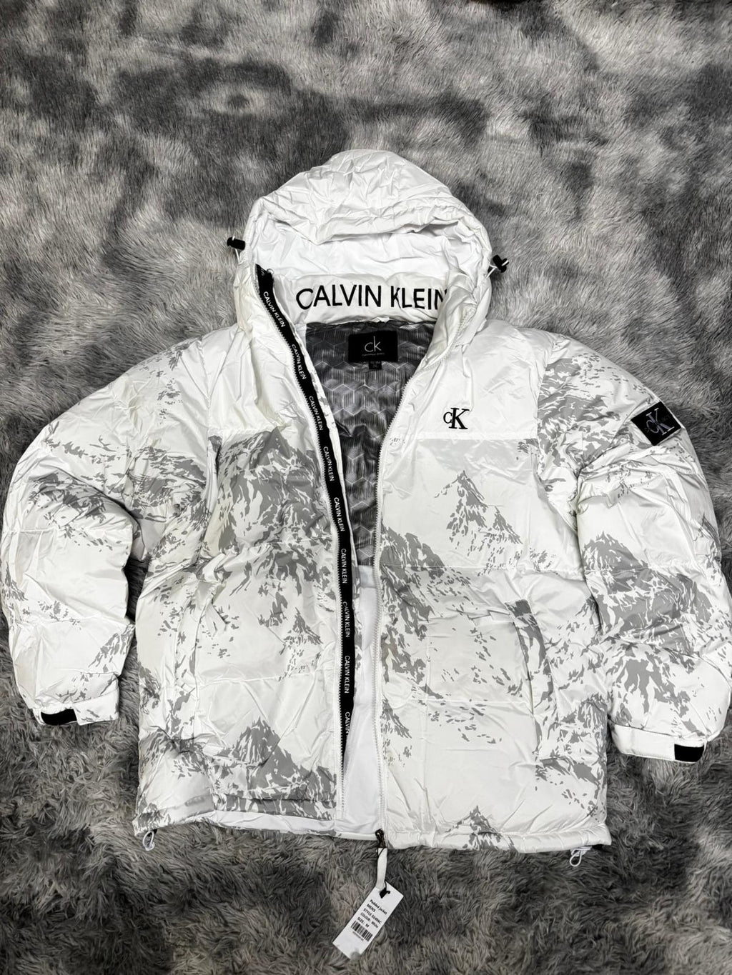 Abrigo CLVN KLN "White"