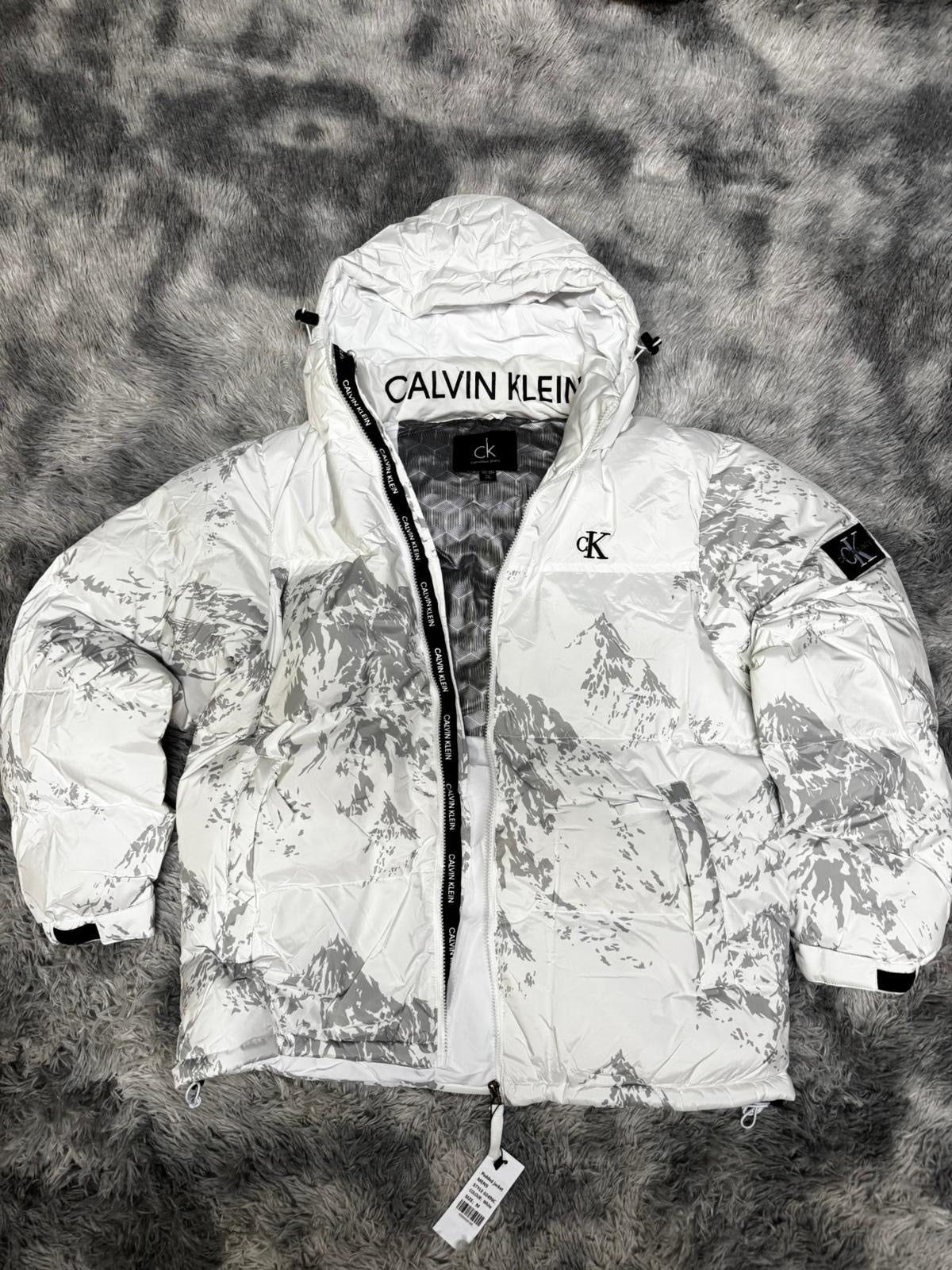 Abrigo CLVN KLN "White"