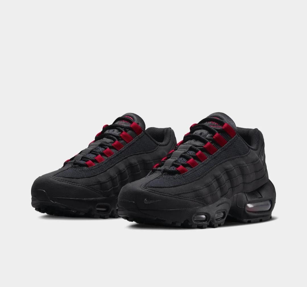 AM 95 "Black Red"
