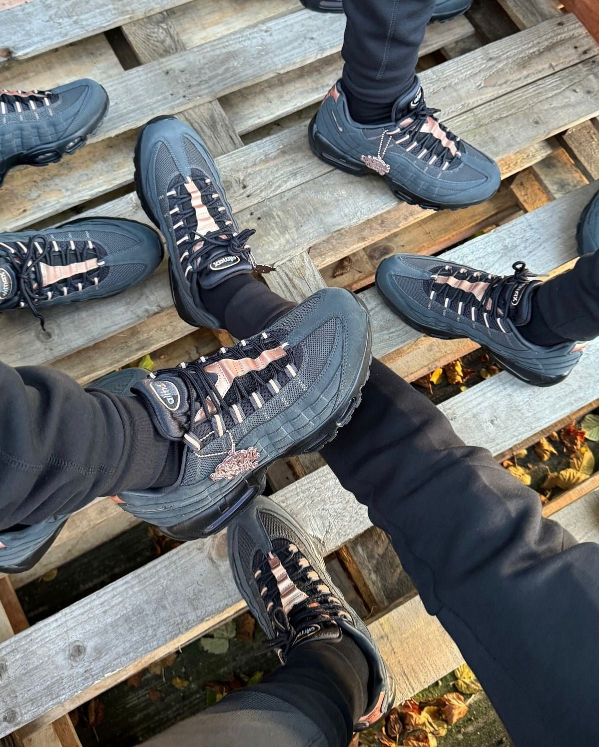 AM 95 x "SYNA WORLD"